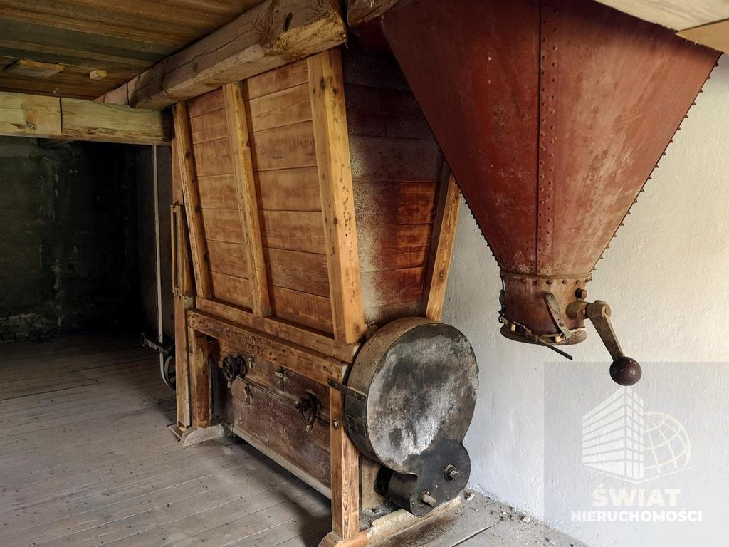 Zabytkowy młyn wodny z 1908 roku  po renowacji (10)