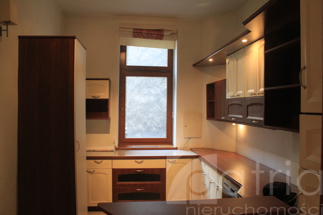 Mieszkanie w ścisłym centrum- świetna  inwestycja (3)