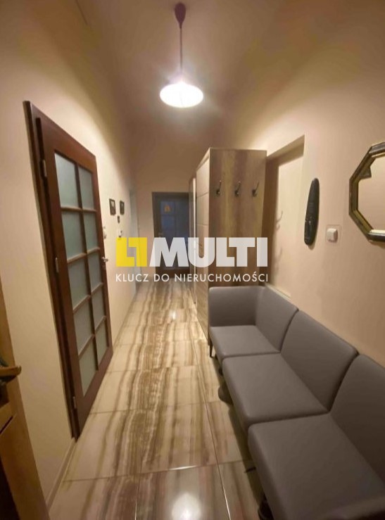 Mieszkanie w odnowionej kamienicy (2)