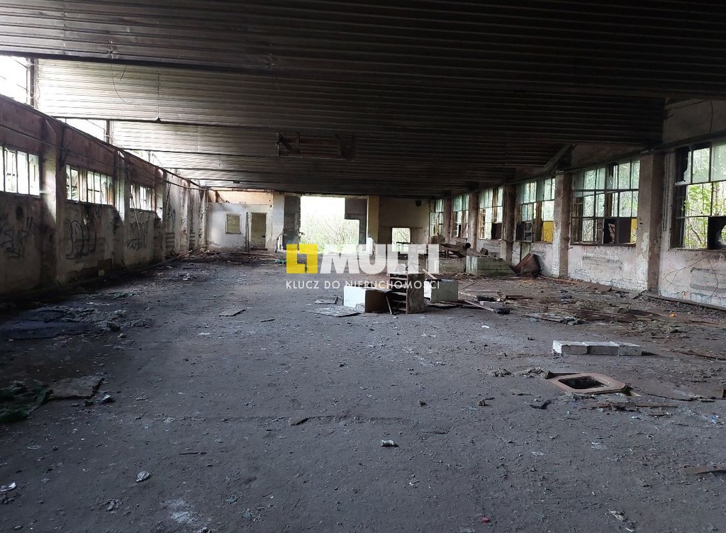 Działka komercyjna na sprzedaż (2)