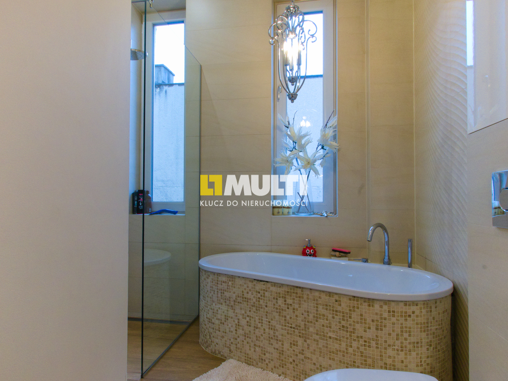 Centrum nietuzinkowe mieszkanie 95m2 ! (11)