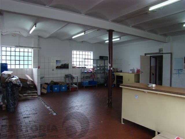 Ustowo. Obiekt 400 m2, parter i piętro 10 tys. zł (5)