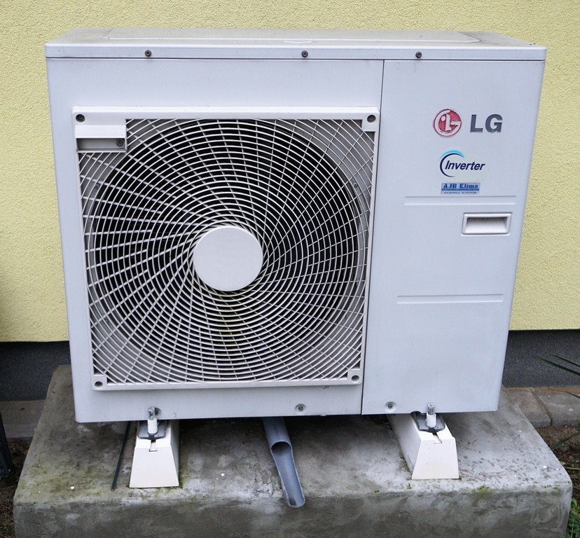 Energooszczędny parterowy dom w Sownie (18)