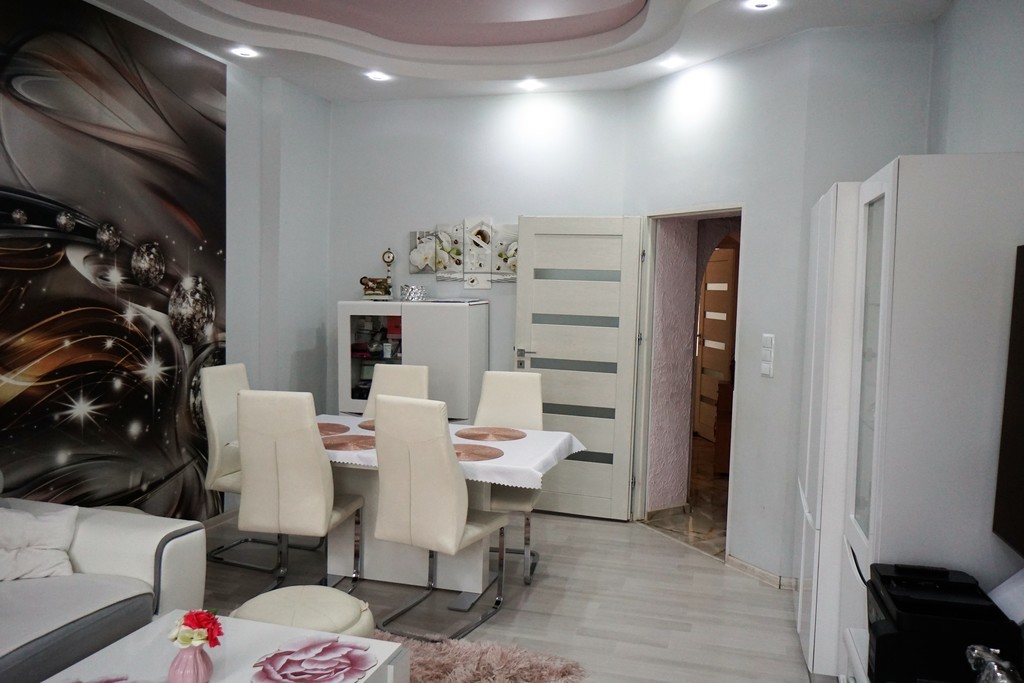 Śródmiejskie mieszkanie w futurystycznym stylu (1)