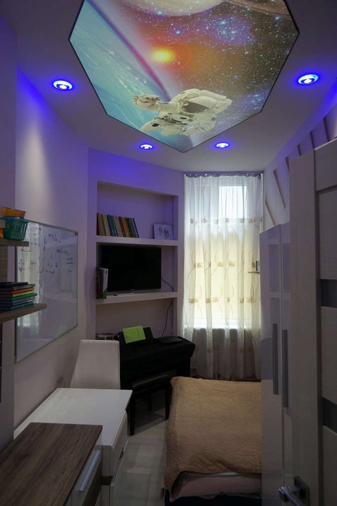 Śródmiejskie mieszkanie w futurystycznym stylu (2)