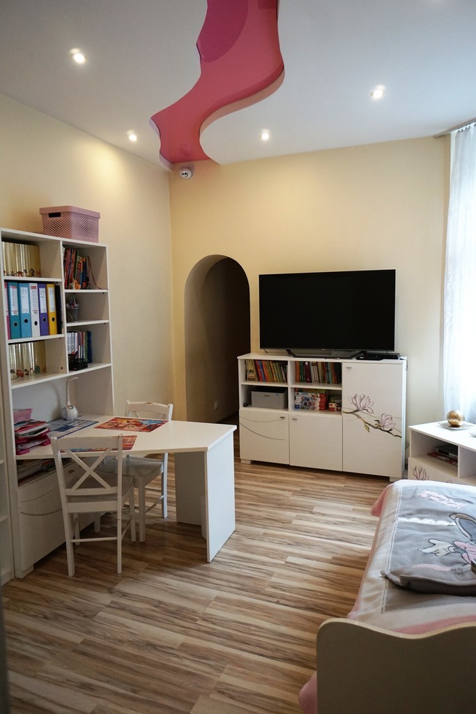 Śródmiejskie mieszkanie w futurystycznym stylu (3)