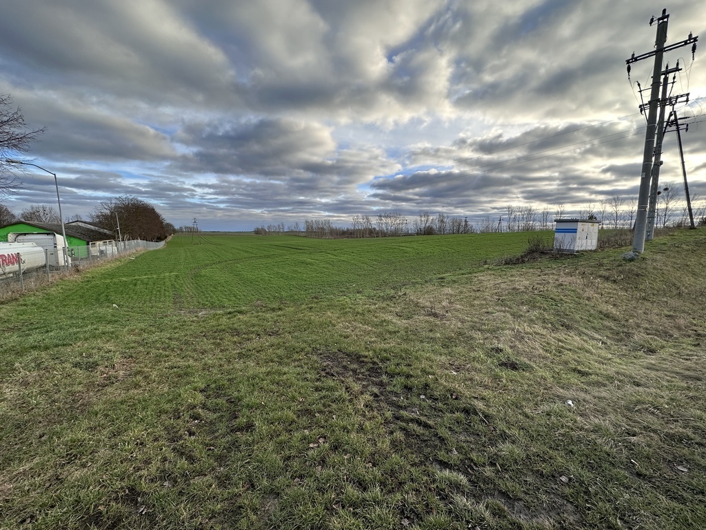 4,49 ha Kołbaskowo pod usługi, magazyny, składy (4)