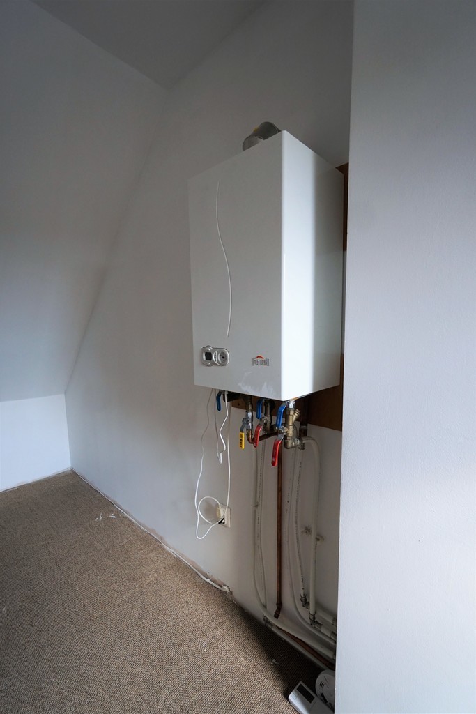 Dom jednorodziny o pow. 216, 6 pokoi (12)