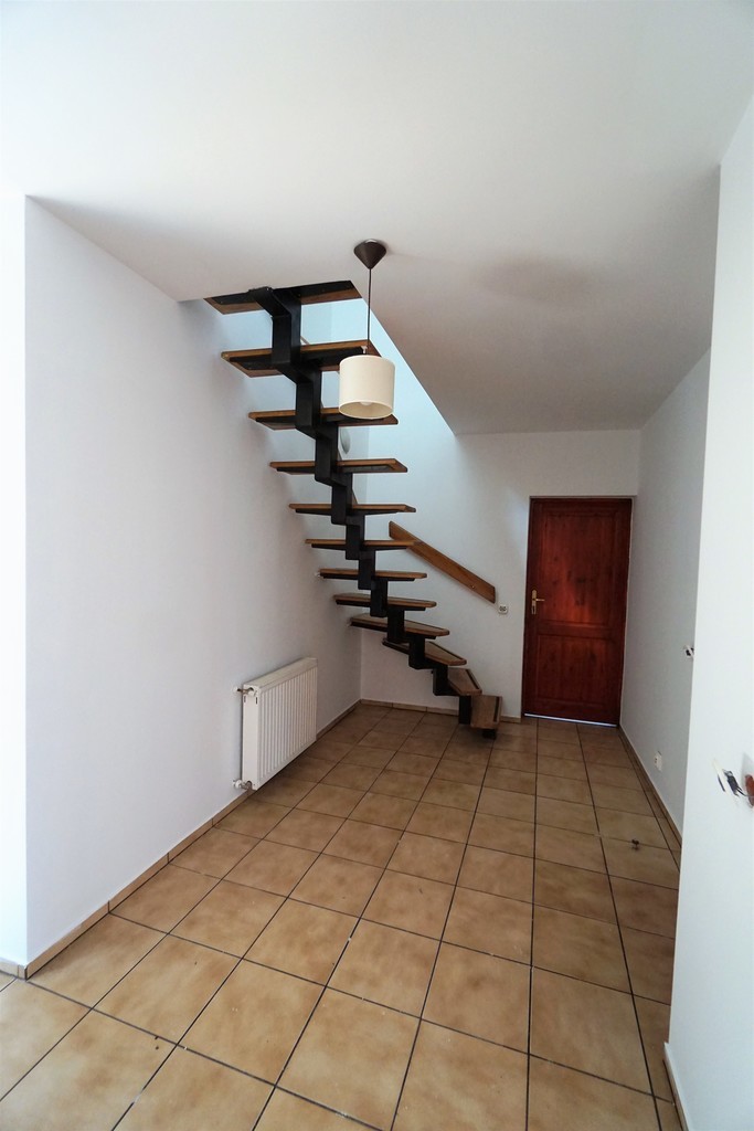 Dom jednorodziny o pow. 216, 6 pokoi (9)