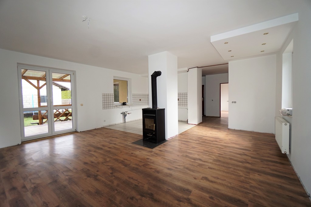 Dom jednorodziny o pow. 216, 6 pokoi (1)