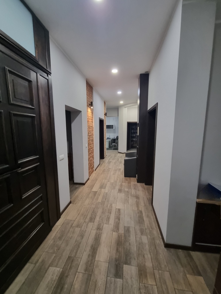 Ekskluzywny lokal przy Kaskadzie (3)