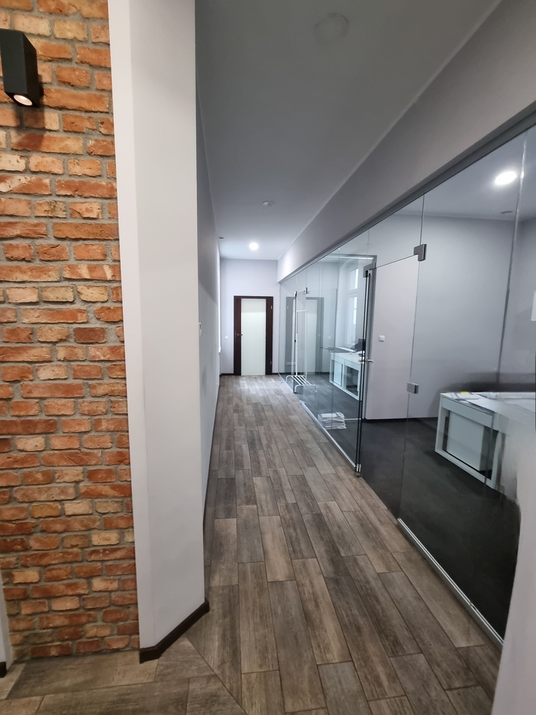 Ekskluzywny lokal przy Kaskadzie (1)