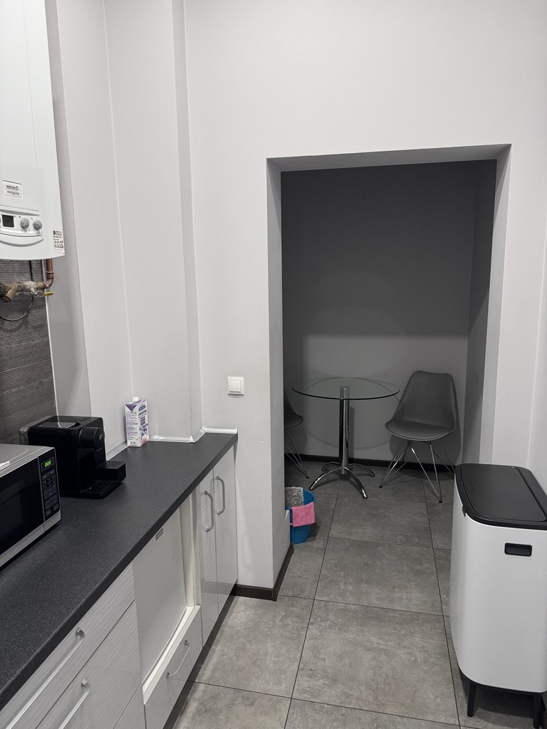 Ekskluzywny lokal przy Kaskadzie (14)