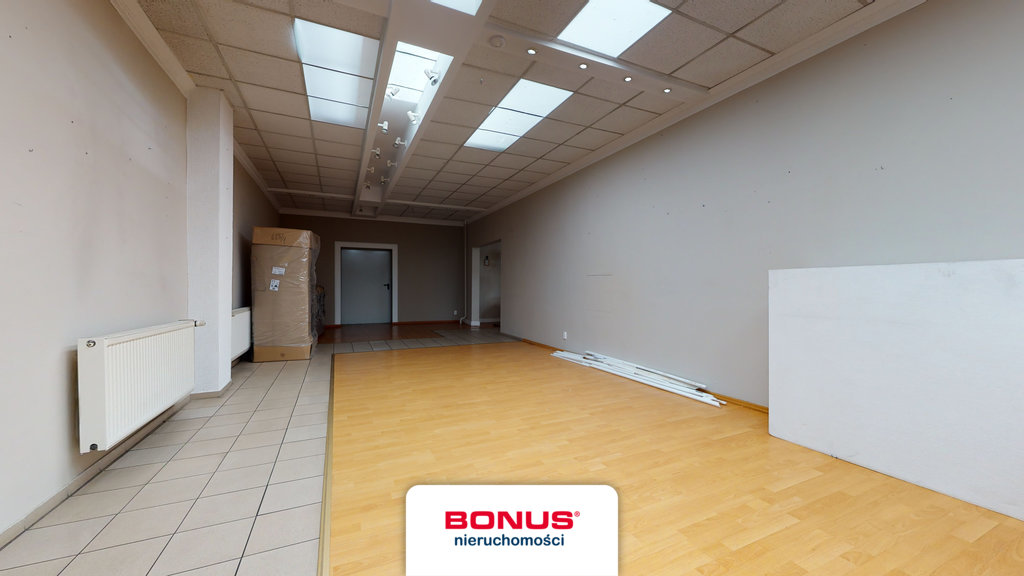 Budynek handlowo-usługowy w świetnej lokalizacji (9)