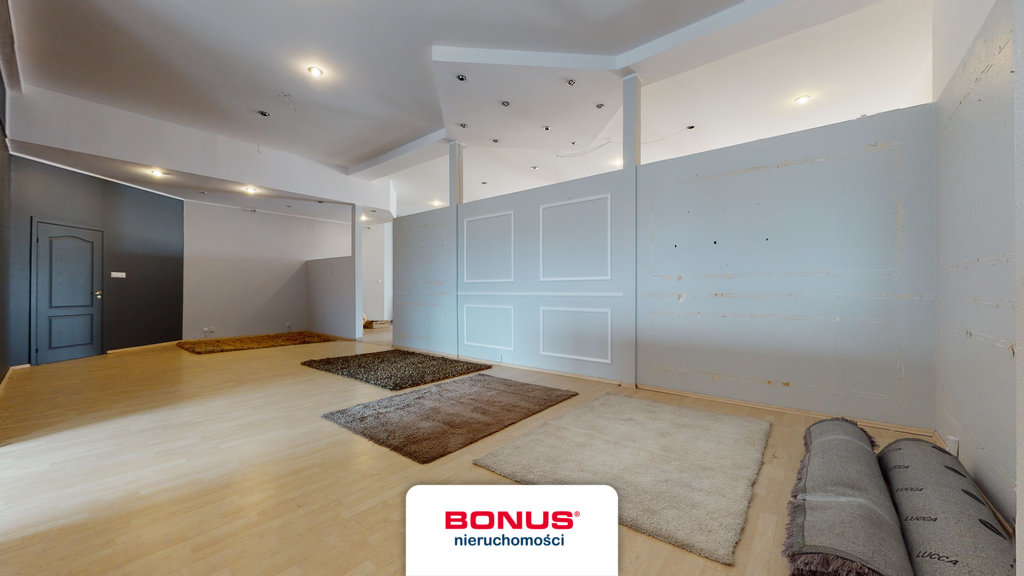 Budynek handlowo-usługowy w świetnej lokalizacji (27)