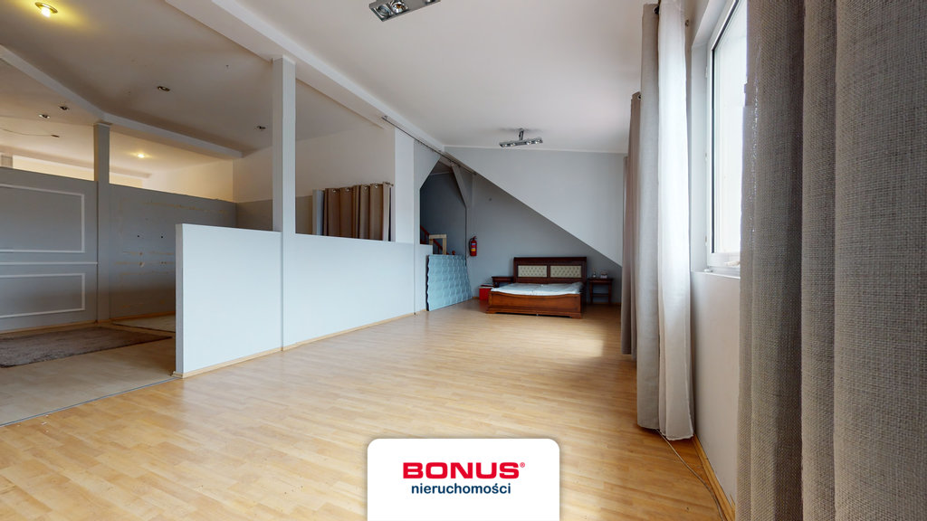 Budynek handlowo-usługowy w świetnej lokalizacji (29)