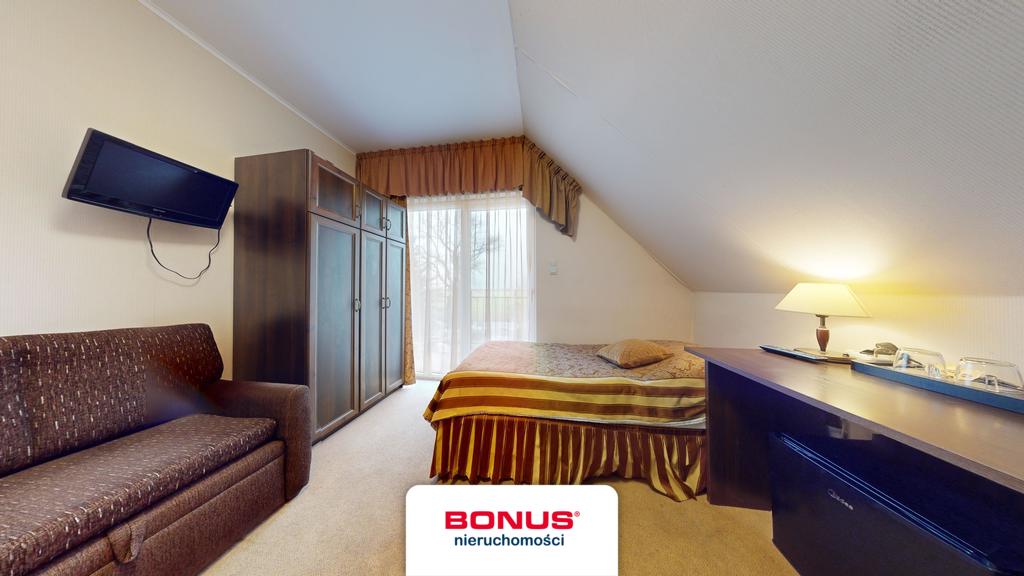 Dom jednorodzinny z pokojami gościnnymi (29)