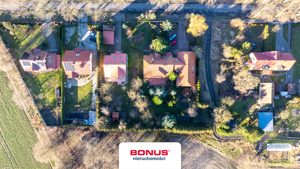 Dom jednorodzinny z pokojami gościnnymi (6)