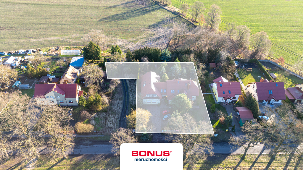 Dom jednorodzinny z pokojami gościnnymi (2)