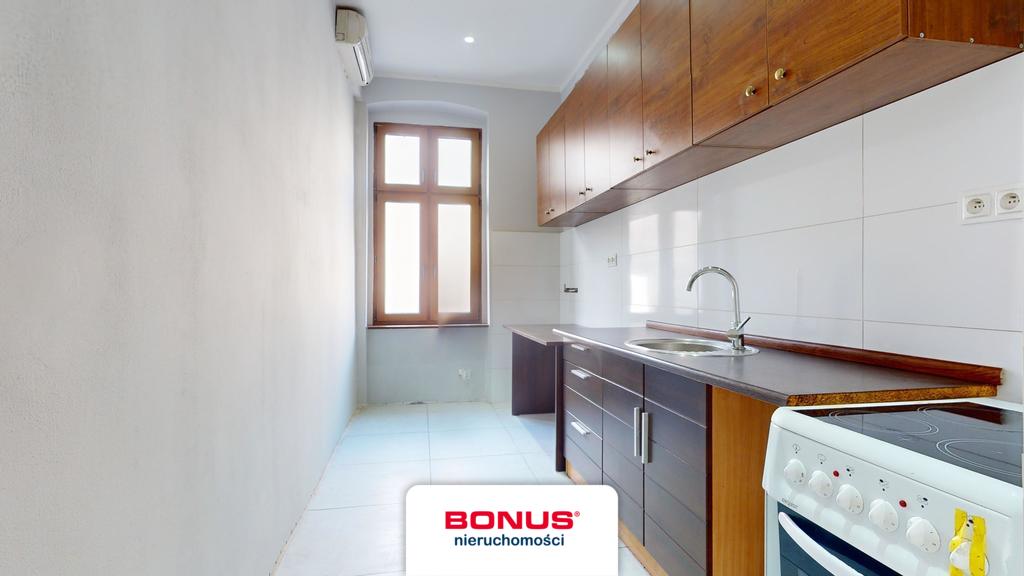 Mieszkanie w Centrum, idealne na kancelarię! (11)