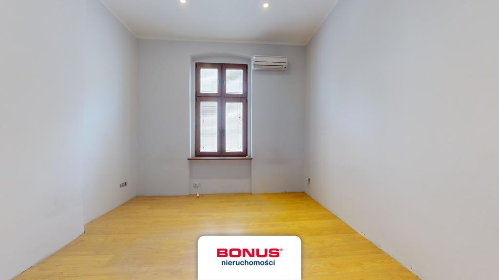 Mieszkanie w Centrum, idealne na kancelarię! (7)