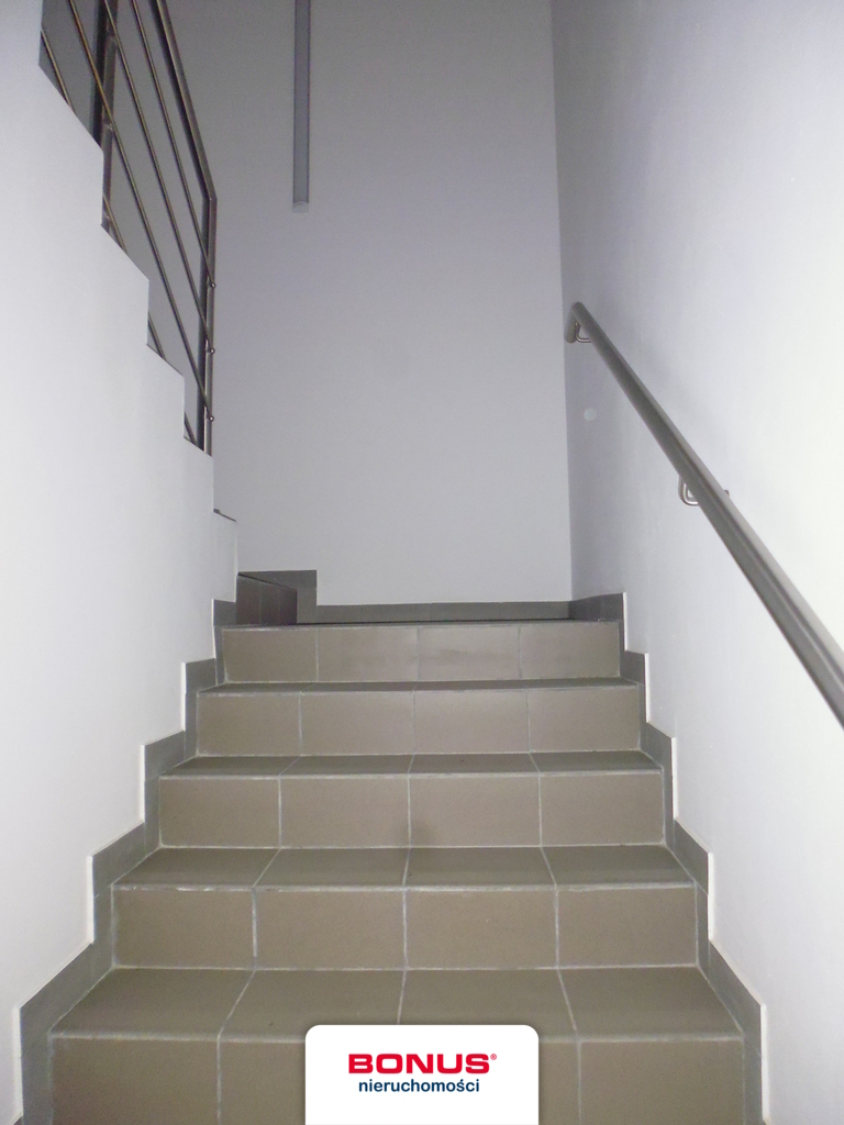 Nowy lokal biurowo -  usługowy. Super oferta:) (9)