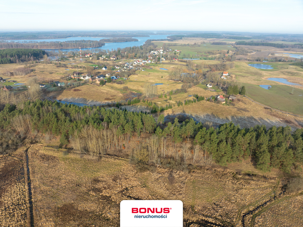 Piękna  działka w miejscowości letniskowej. (3)