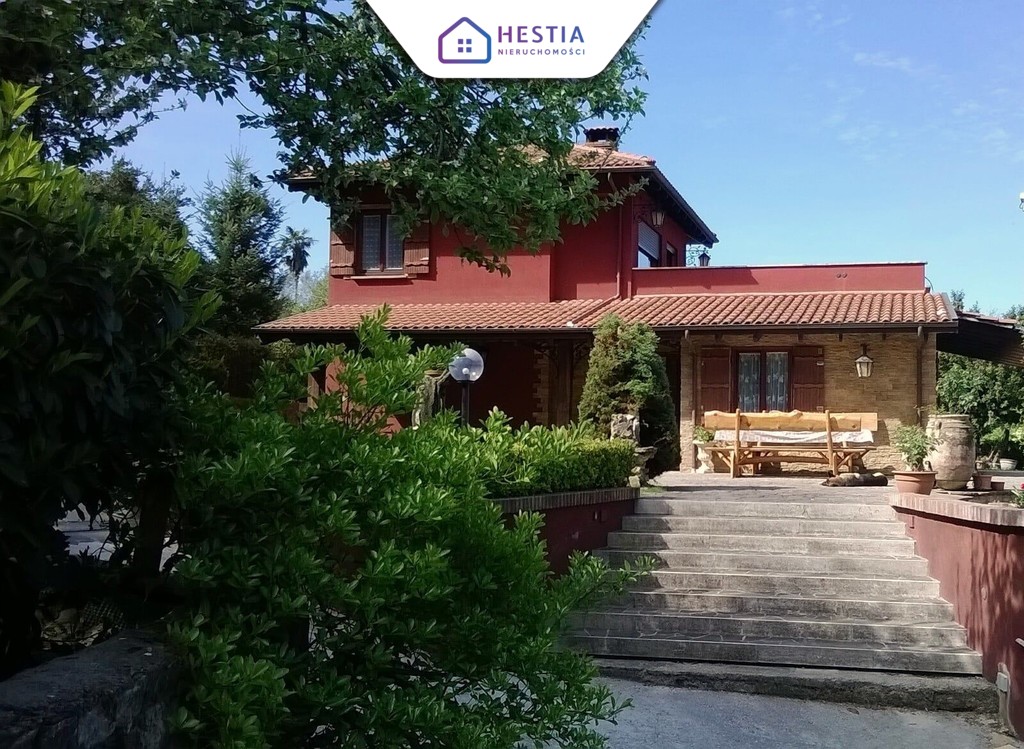 Urocza posiadłość pod Rzymem we Włoszech (6)