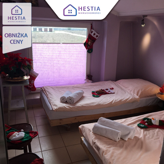 Pensjonat, restauracja i dom dwurodzinny w jednym. (12)