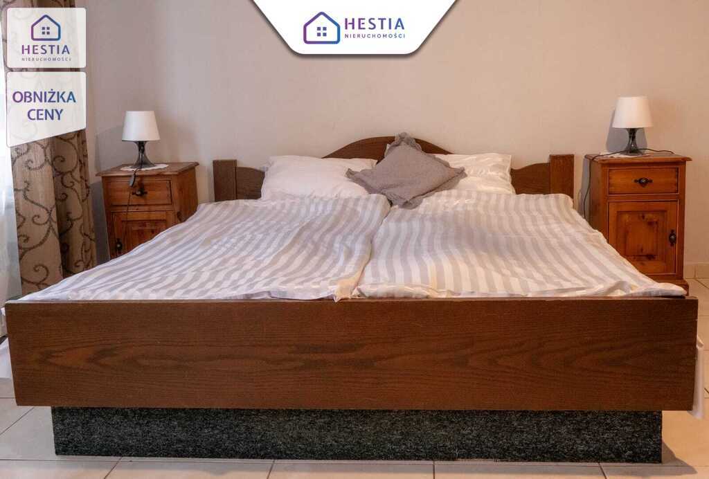 Pensjonat, restauracja i dom dwurodzinny w jednym. (16)