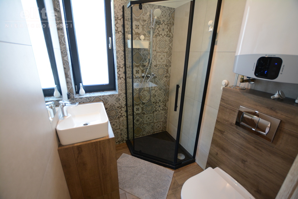 Radawka na sprzedaż dom wolnostojący z 2022 roku (17)