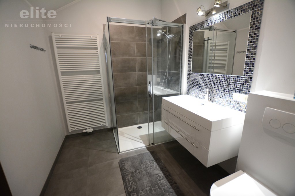 Dobra Szczecińska dom dla rodziny i działalność. (11)