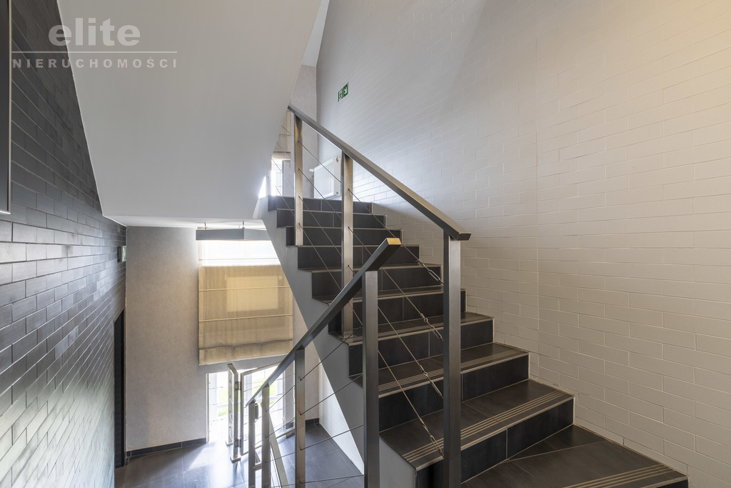 Cała kamienica przy bulwarach - 1 linia zabudowy! (9)