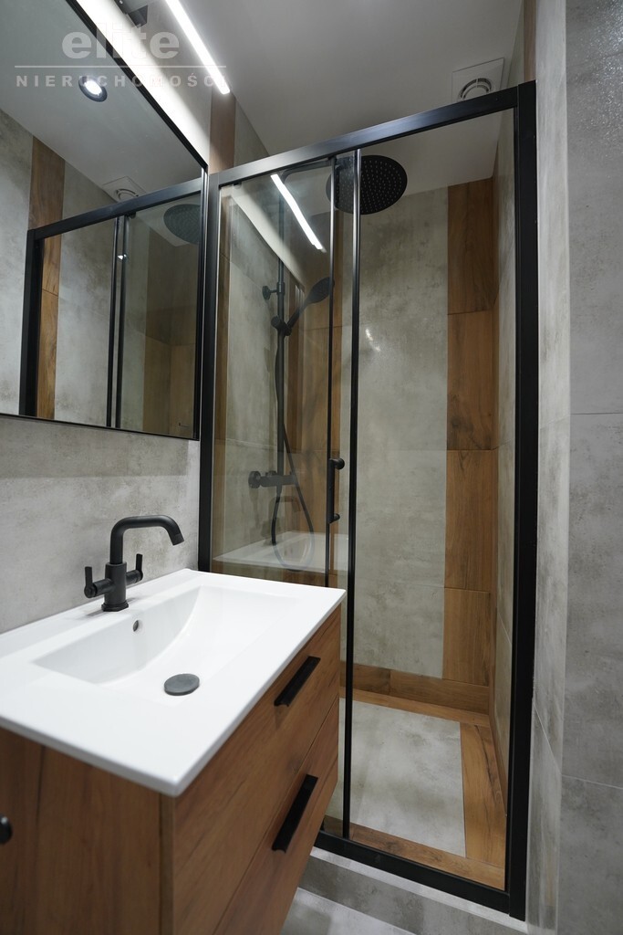 Pomorzany, 2 pokoje, po remoncie kapitalnym (10)