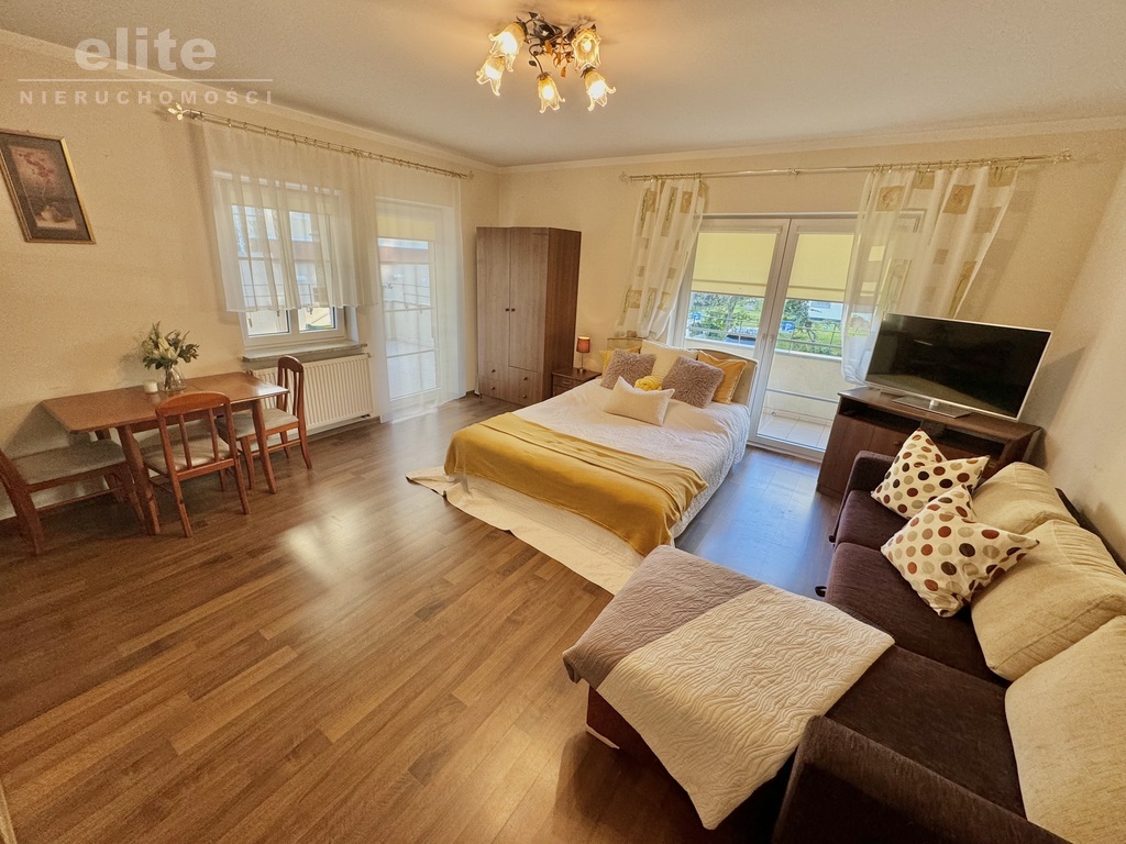 Apartament blisko promenady z dużym tarasem (3)