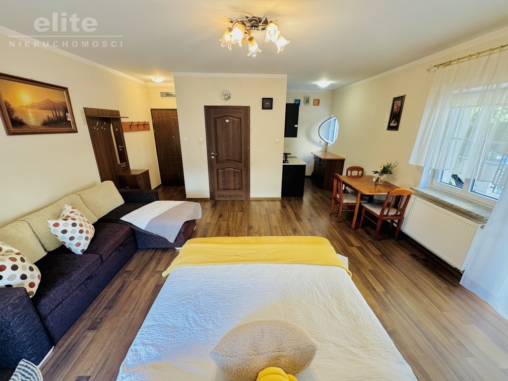 Apartament blisko promenady z dużym tarasem (1)