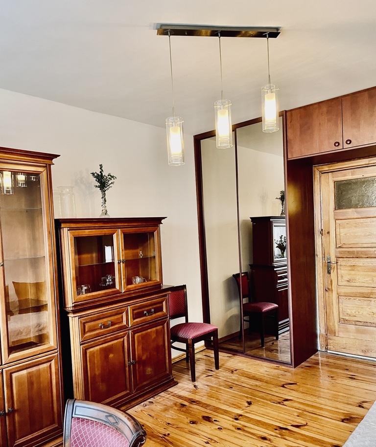 Klimatyczne mieszkanie z miejscem parking. w cenie (3)