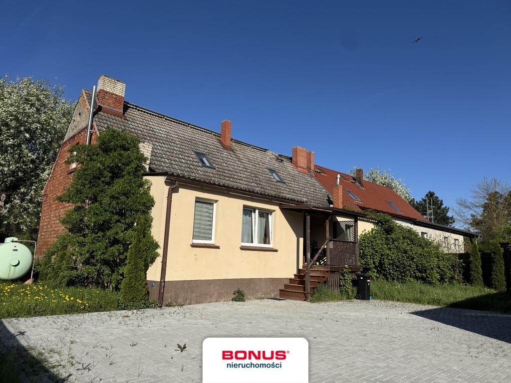 Dom w Niemczech, blisko granicy. (2)