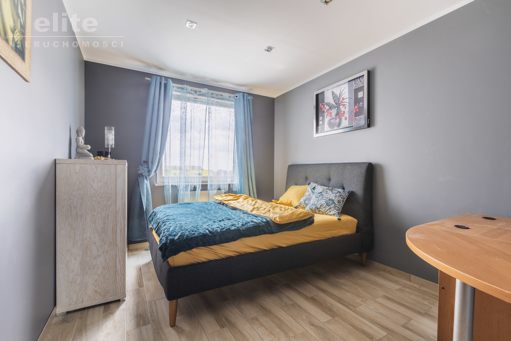 Mieszkanie 77 m2 z widokiem na panoramę miasta (16)