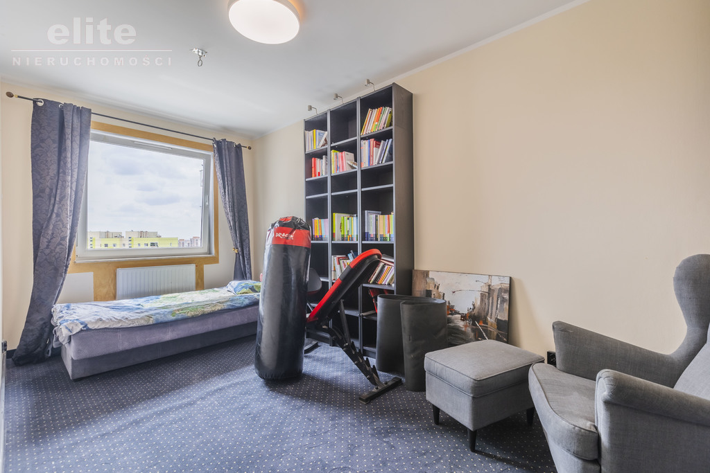 Mieszkanie 77 m2 z widokiem na panoramę miasta (17)