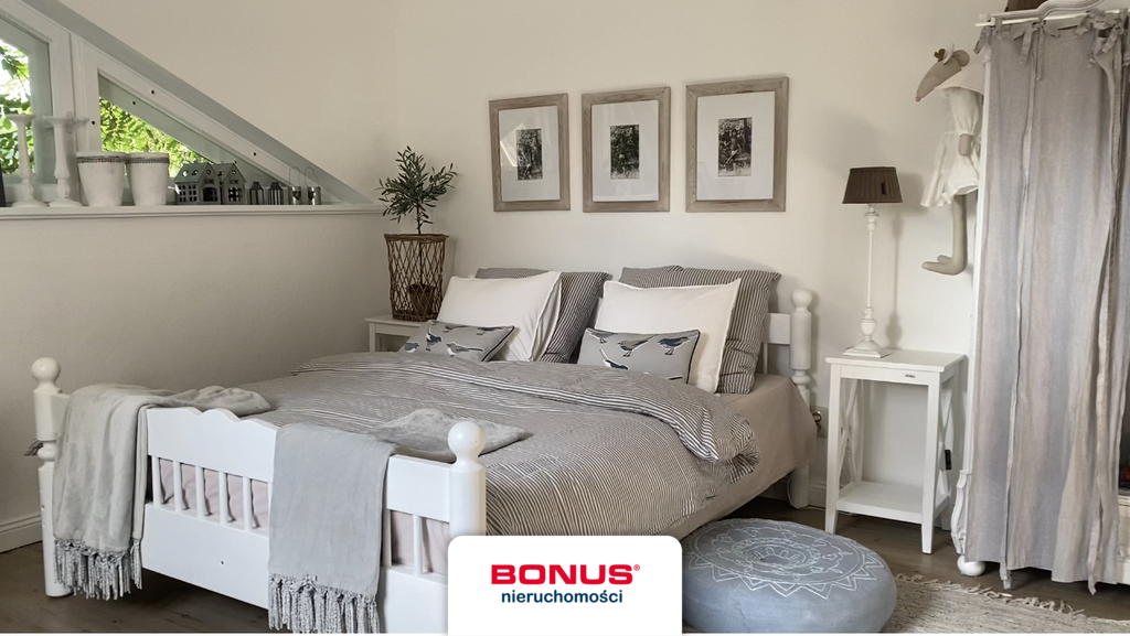 Duży dom w pobliżu Jeziora Szmaragdowego (13)