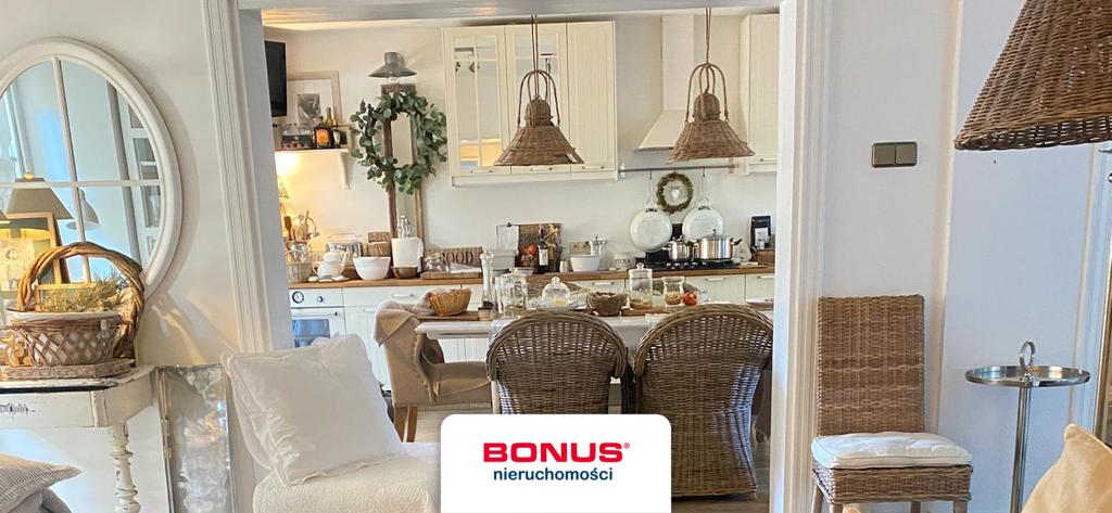 Duży dom w pobliżu Jeziora Szmaragdowego (4)