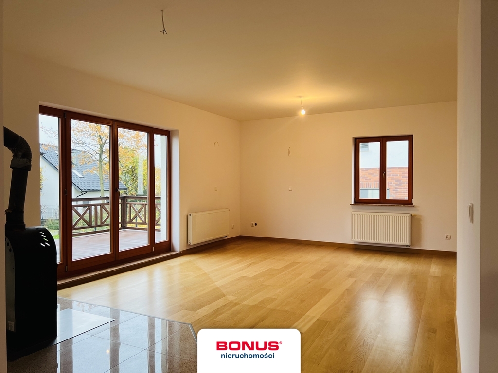 Duży dom wielopokoleniowy lub dla firmy (3)