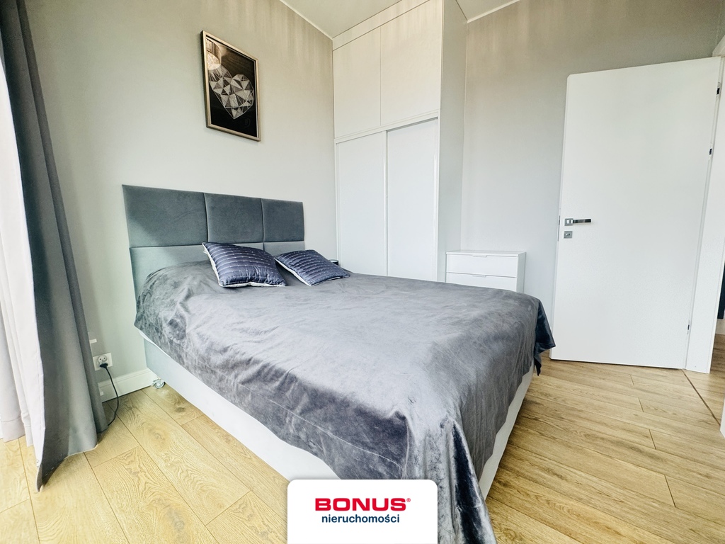 Hanza Tower pod klucz 2 pokoje, basen (8)