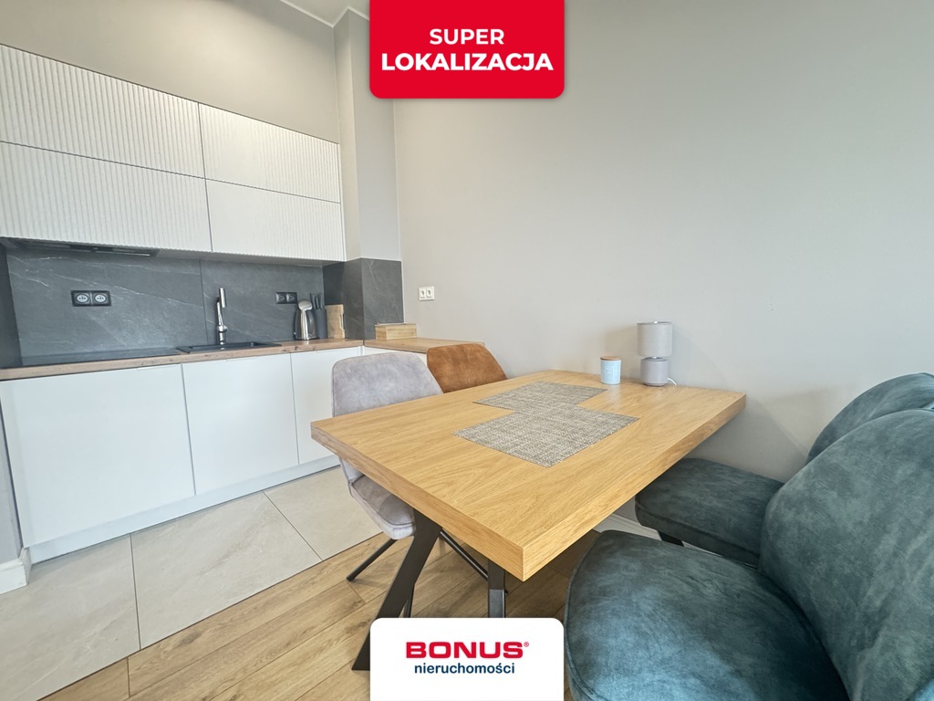 Hanza Tower pod klucz 2 pokoje, basen (1)