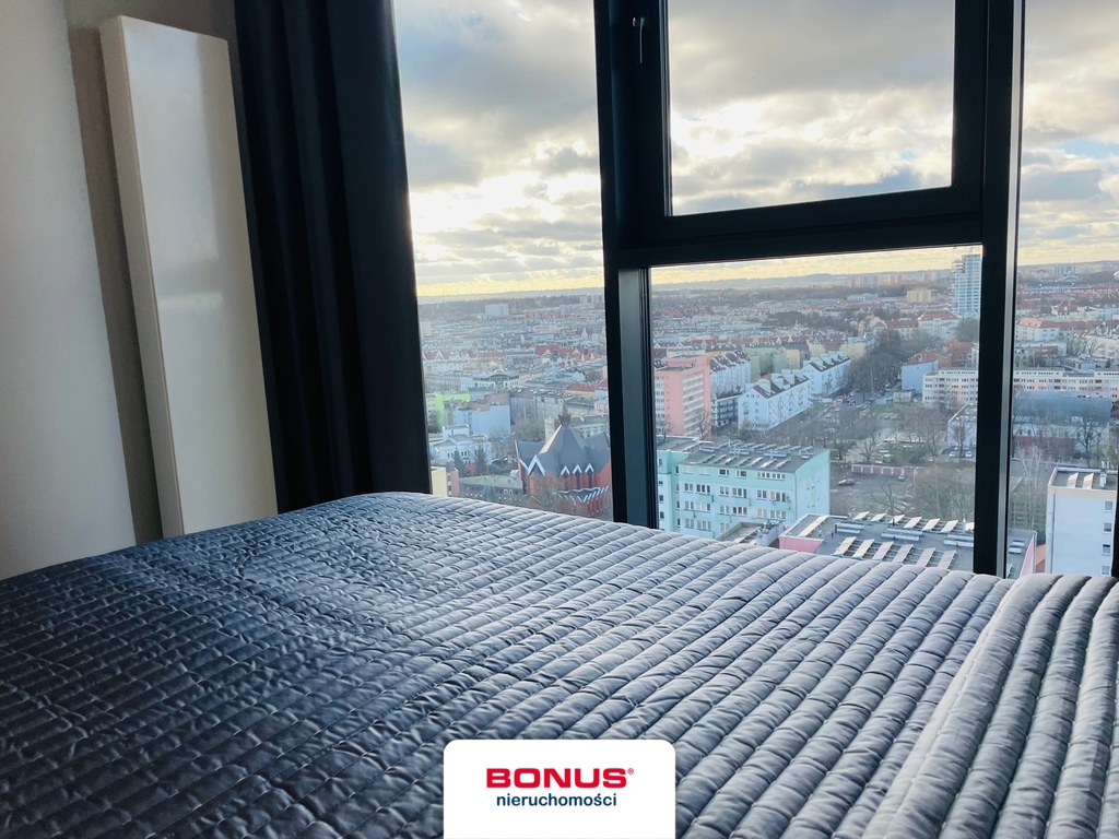 Hanza Tower pod klucz 2 pokoje, basen (9)