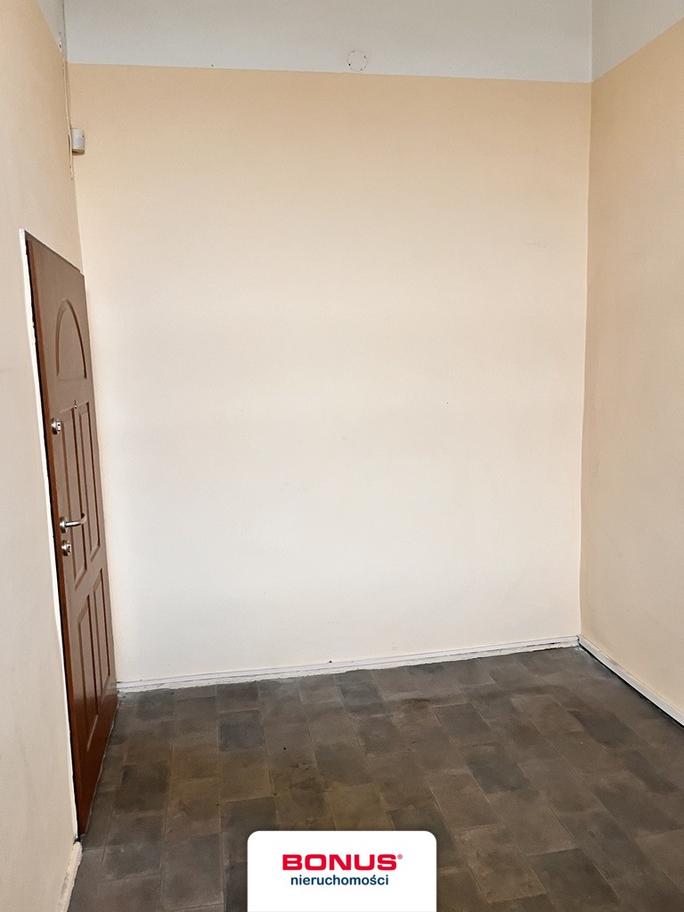 Do wynajmu hala magazynowa. (5)