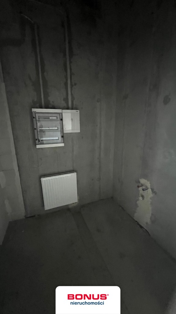 Lokal usługowy w Apartamentowcu (4)