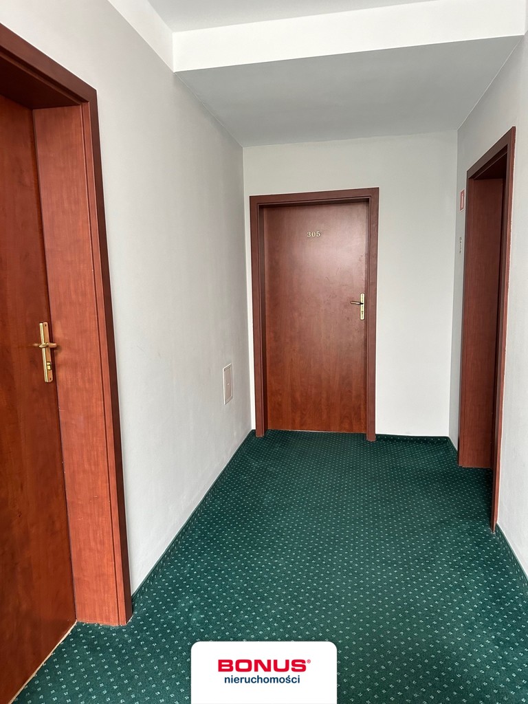 Pensjonat z basenem i widokiem na morze (17)