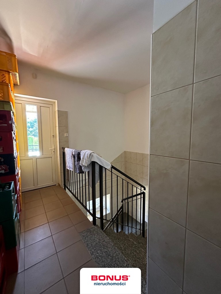 Pensjonat z basenem i widokiem na morze (27)